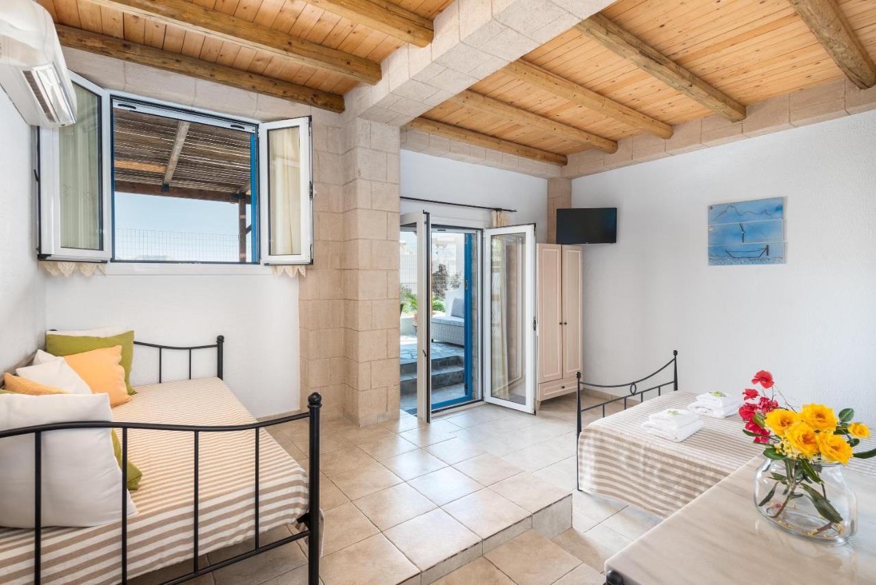 Agnanti Beach Apartments Archangelos  Bagian luar foto