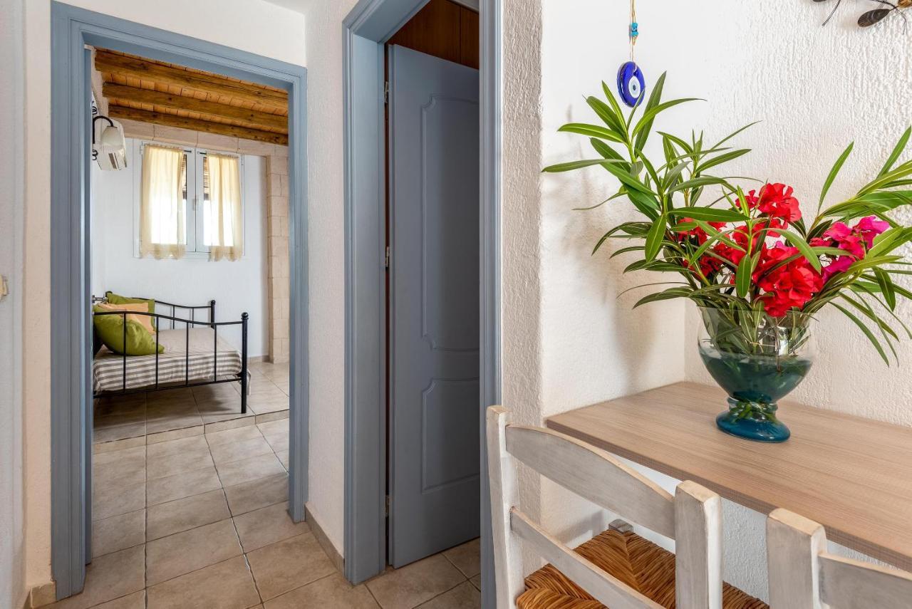 Agnanti Beach Apartments Archangelos  Bagian luar foto