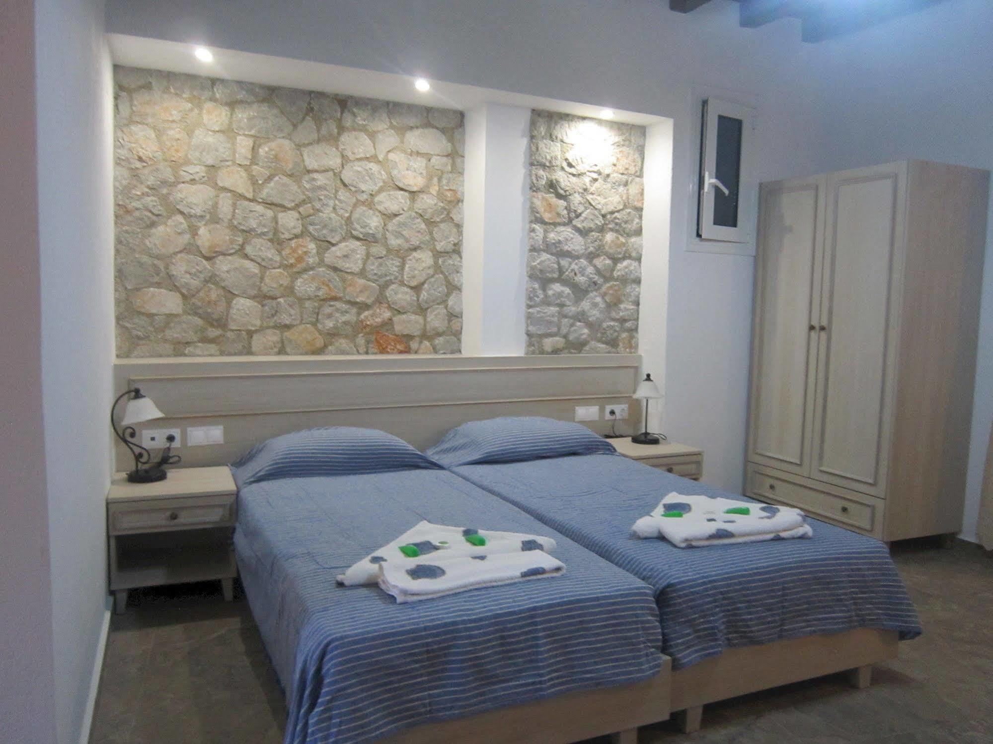 Agnanti Beach Apartments Archangelos  Bagian luar foto